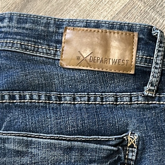 Departwest from Buckle mens Classic Blue Denim Jeans - size 29x32 - seeker - Picture 2 of 12